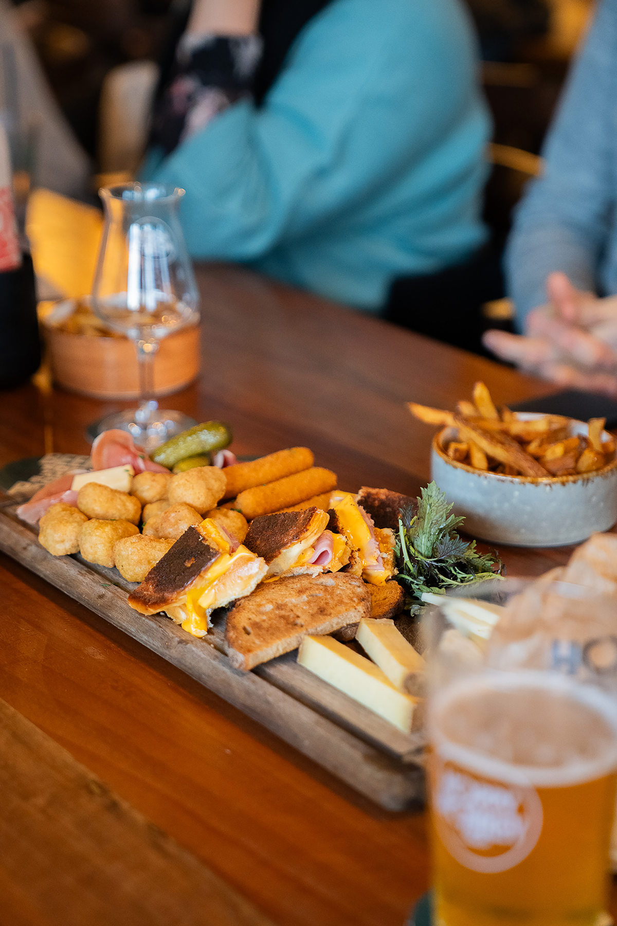 hoppy monkey croquettes fromage jambon frites verre bière